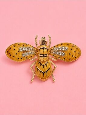 Vintage Gold Bee Brooch
